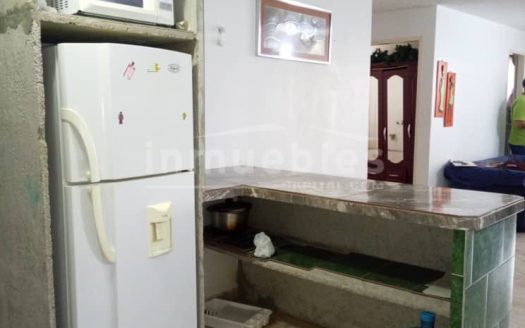 APARTAMENTO EN RES. ARICHUNA